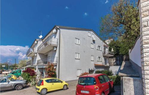 2 Bedroom Cozy Apartment In Crikvenica