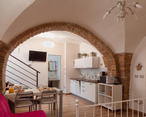 Una cocina o zona de cocina en AI ROSONI