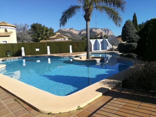 The swimming pool at or close to Eagle 2
