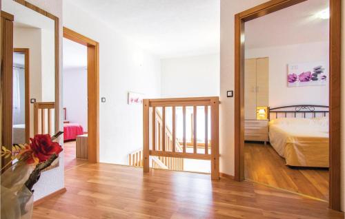 Gallery image of 4 Bedroom Beautiful Home In Laginji in Žminj