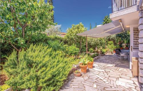 Nice Apartment In Selce With Kitchen