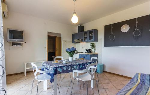 Cozy Apartment In Pula With Wifi