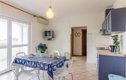 Cozy Apartment In Pula With Wifi