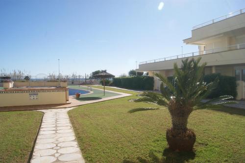 Vonkajšia záhrada v ubytovaní Apartamentos Marineu Cala Josep