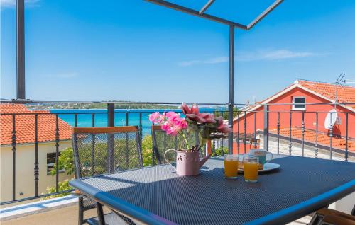 Cozy Apartment In Srima