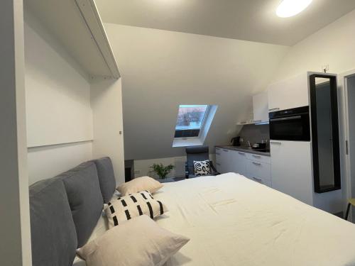 Postel nebo postele na pokoji v ubytování Ferienwohnung Kirchblick