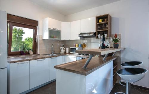 Nice Home In Medulin With Wifi