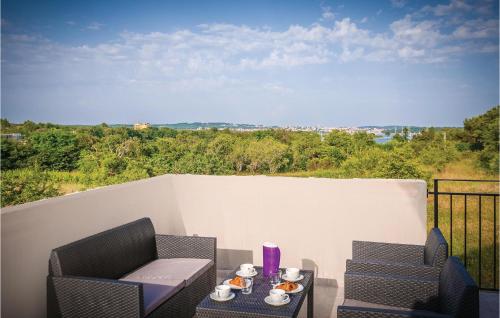 Nice Home In Medulin With Wifi