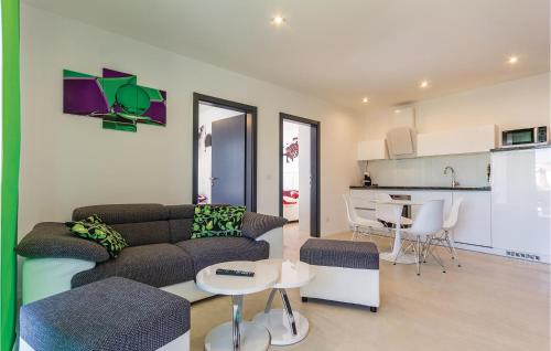 Nice Apartment In Medulin