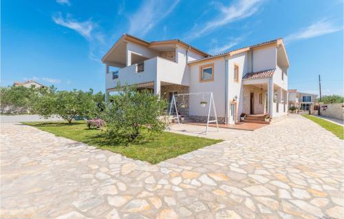 One-Bedroom Apartment In Biograd