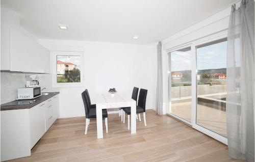 Two-Bedroom Apartment In Trogir