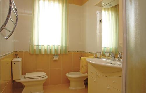 Gallery image of Nice Apartment In Novigrad With Ethernet Internet in Novigrad Istria