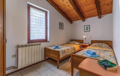 Cama o camas de una habitación en Nice Apartment In Porec With Wifi