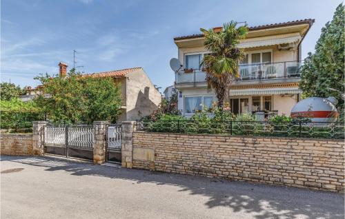 Apartment Regi Vi