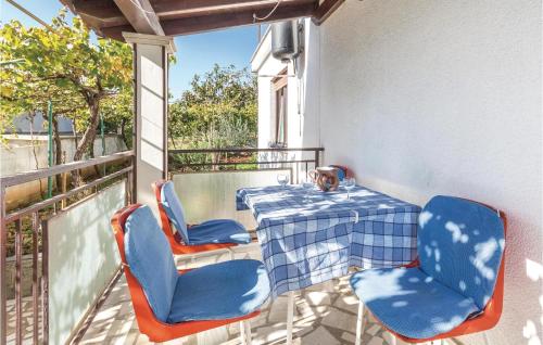 1 Bedroom Cozy Apartment In Pula