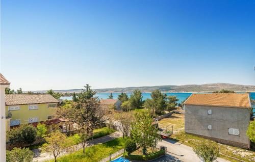 1 Bedroom Lovely Apartment In Seline
