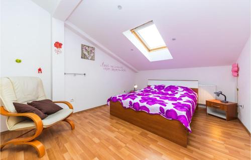 3 Bedroom Beautiful Apartment In Trogir