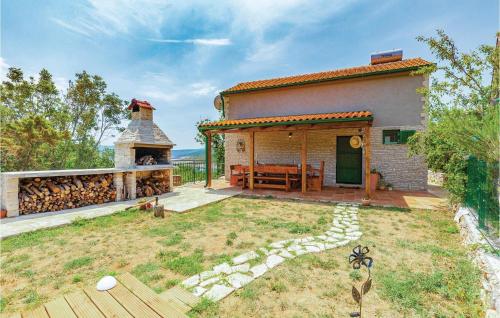 Cozy Home In Silo With Wifi