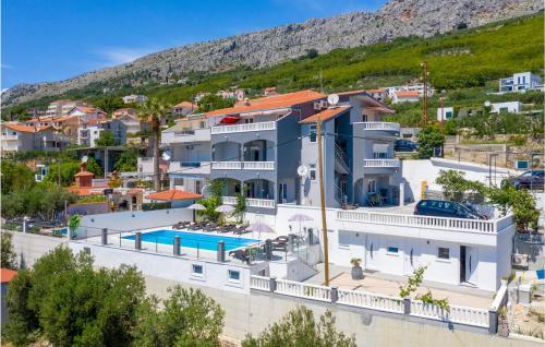 Nespecifikovaný výhled na hory nebo výhled na hory při pohledu z apartmánu