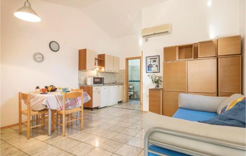 Apartment Brace Ilic Iii