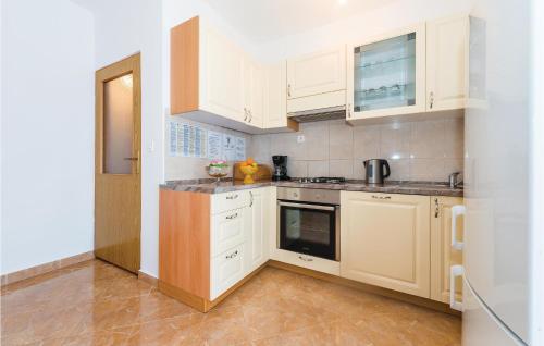 Apartment Vodice With Sea View V