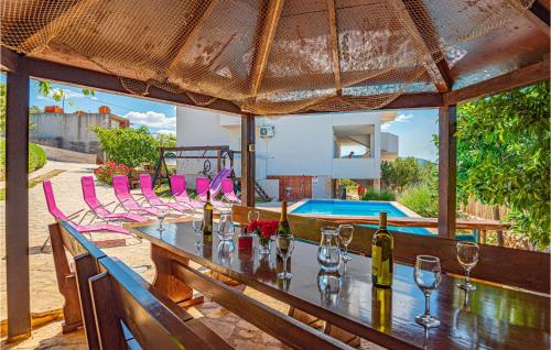 Stunning Home In Rogoznica