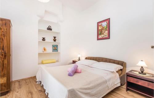 Martina的住宿－2 Bedroom Gorgeous Home In Moscenicka Draga，相簿中的一張相片