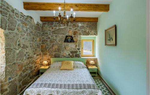 Gallery image of 4 Bedroom Lovely Home In Garica in Garica