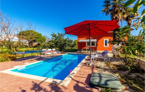 Gorgeous Home In Pula