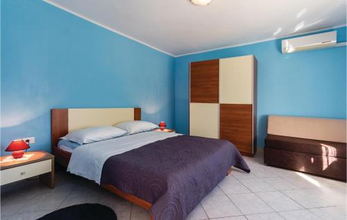Postel nebo postele na pokoji v ubytování Beautiful Home In Pula With Wifi