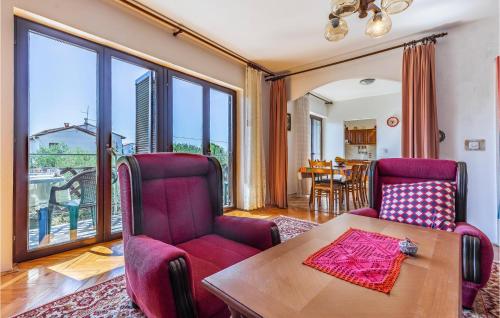 Three-Bedroom Apartment In Medulin