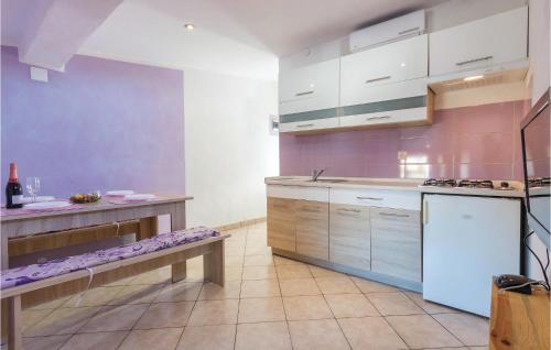 Two-Bedroom Apartment In Medulin