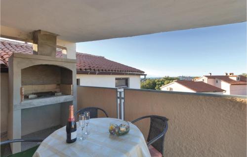 Two-Bedroom Apartment In Medulin