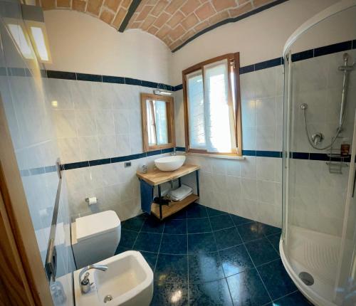 Un baño de PODERE GRETANO casetta in maremma