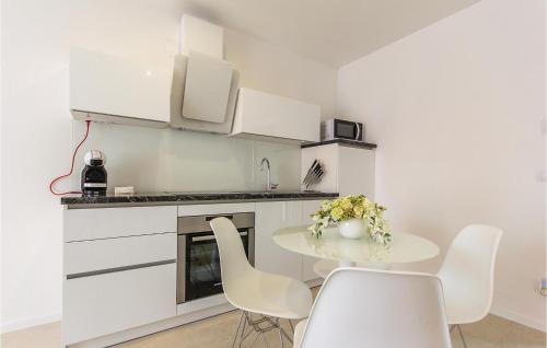 Amazing Apartment In Medulin