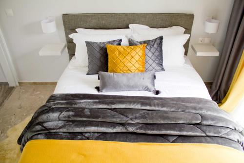 Ermis Mini Suite # 3