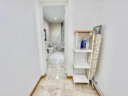Kúpeľňa v ubytovaní Comfortable renovated flat, WiFi!