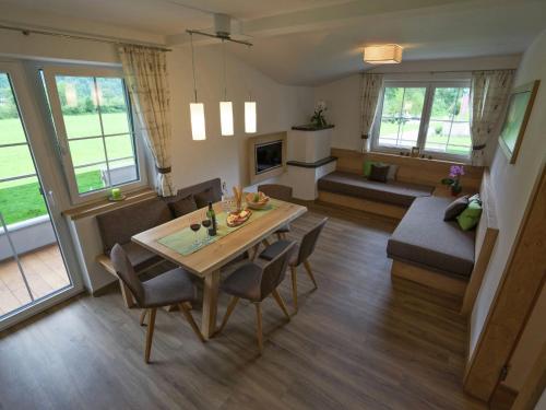 Holiday flat near four ski lifts in Mayrhofen