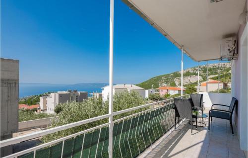 Two-Bedroom Apartment With Sea View In Makarska