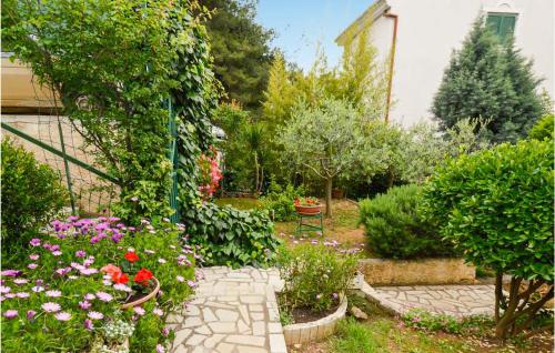 Cozy Apartment In Pula With Wifi