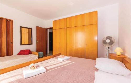 Foto de la galería de 3 Bedroom Beautiful Apartment In Bribir en Bribir