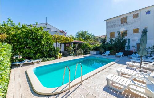 Apartment Kastel Stari 19