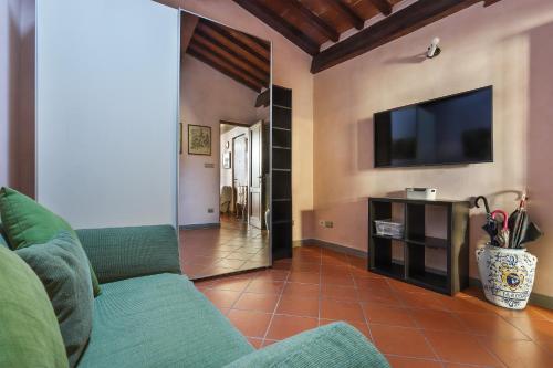 2 bedroom apartment with terrace