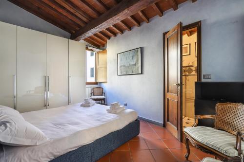 2 bedroom apartment with terrace