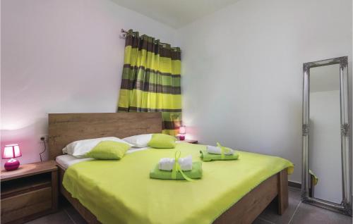 1 Bedroom Beautiful Apartment In Novigrad