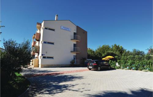 Cozy Apartment In Bibinje