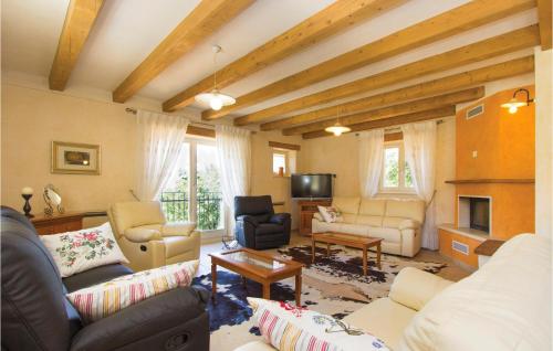 Cozy Home In Labin With Sauna