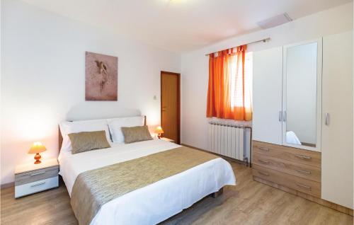 Gallery image of Beautiful Apartment In Makarska With 2 Bedrooms And Wifi in Makarska