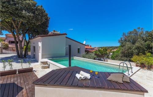 Beautiful Apartment In Pula With Wifi