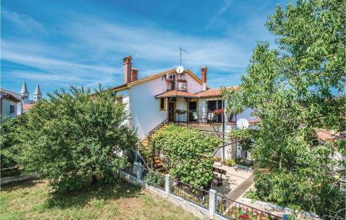 Two-Bedroom Apartment In Medulin